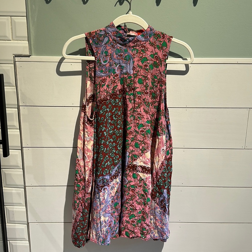 Pink floral Akira Chicago red label dress - size small